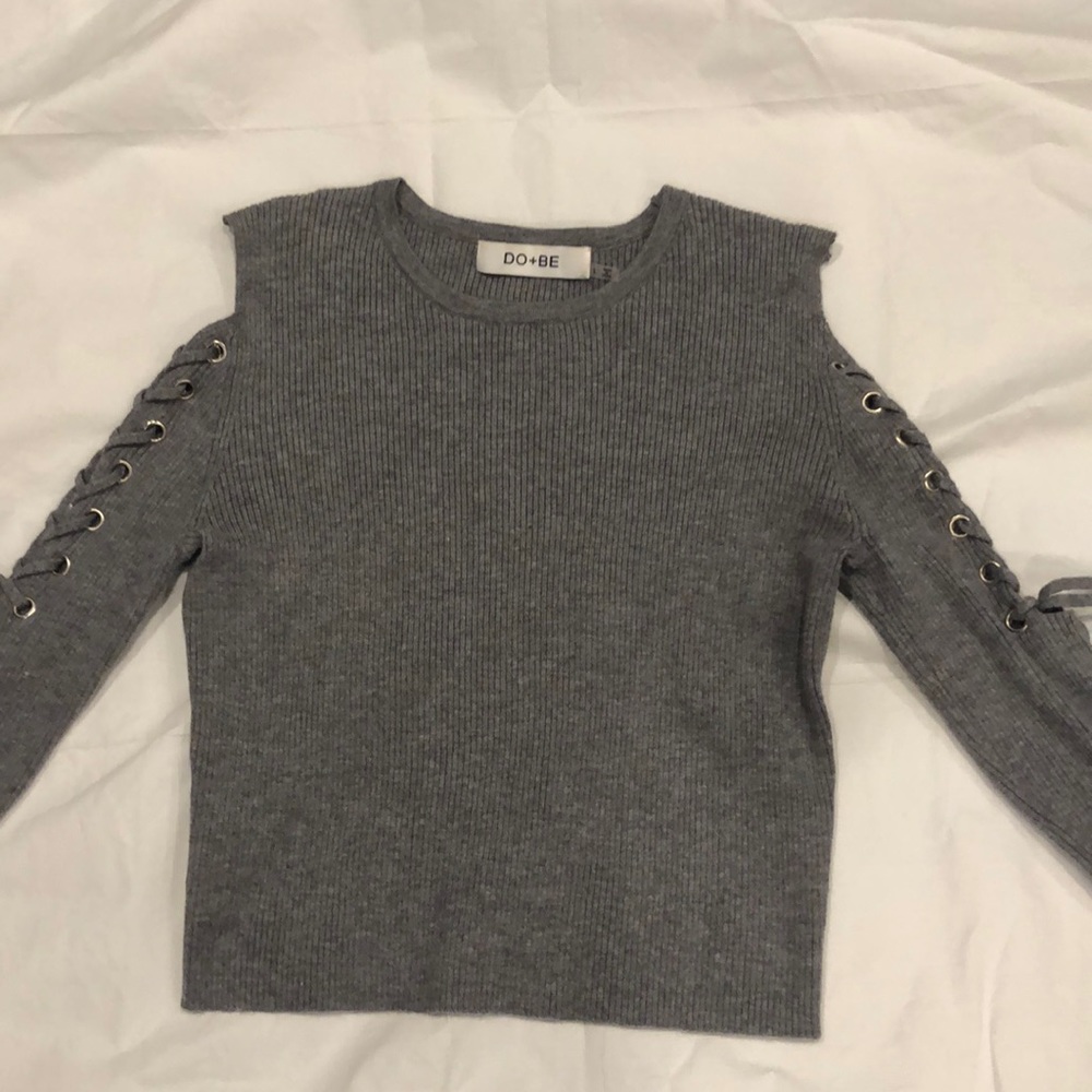 Gray sweater, open shoulder lace up sleeve
